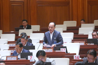 Attapeu Leader Urges Faster Road Repairs and Tourism Development